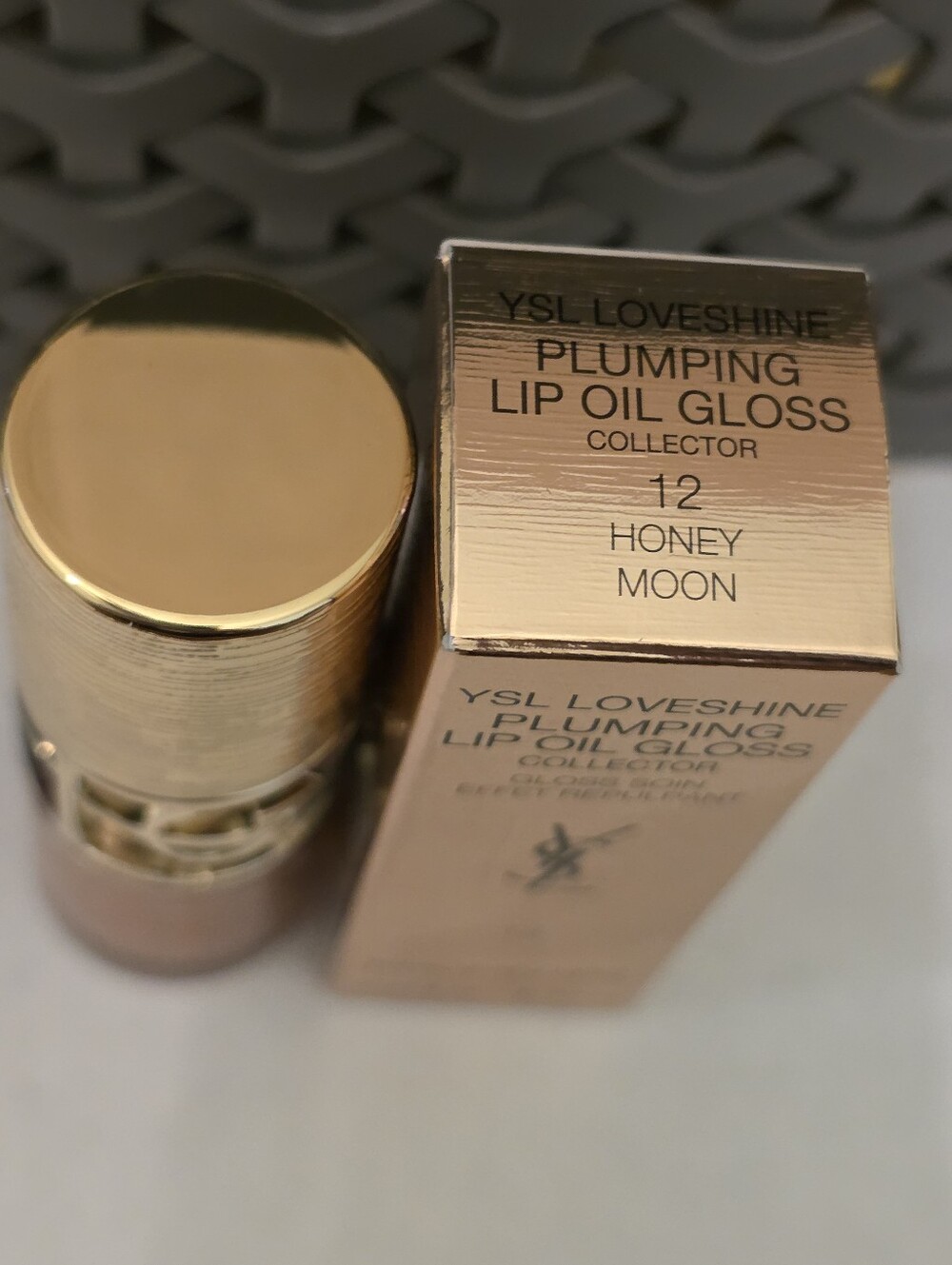 YSL LOVESHINE PLUMPING LIP OIL GLOSS LIMITED EDITION 12 HONEY-MOON. BNIB - Picture 3 of 5